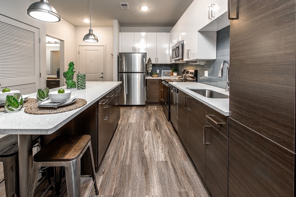 Havana Square Apartments