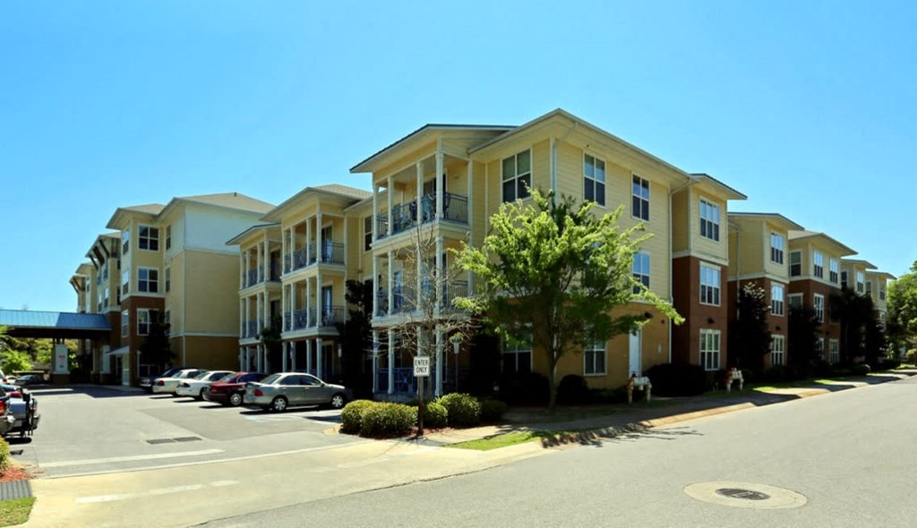 Englewood - Clubhouse