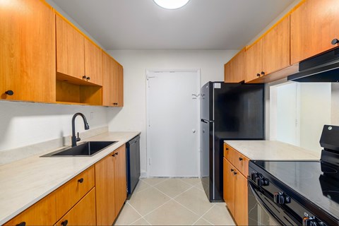 5500 Washington Street 1 Apartment for Rent