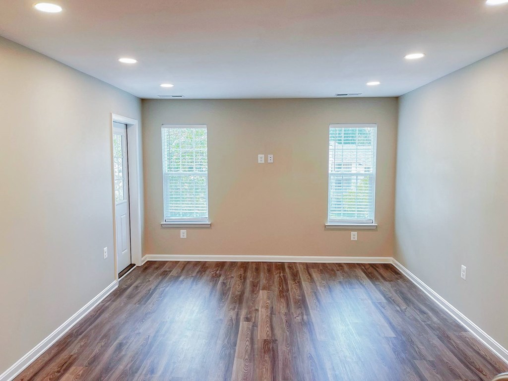 CLARYS CROSSING LIVING ROOM