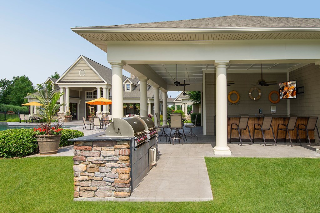 poolside grilling station