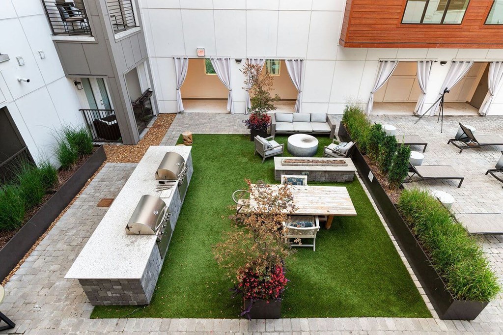 ATLAS AT GERMANTOWN OUTDOOR GRILLING