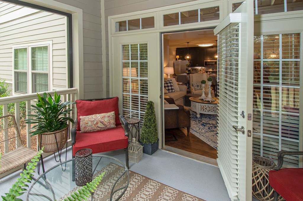 private screened in porch