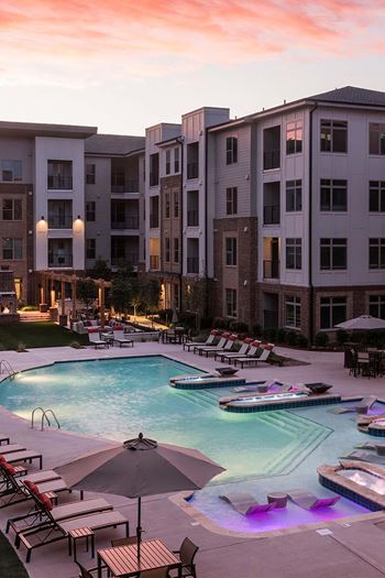 Resort-Style Swimming Pool