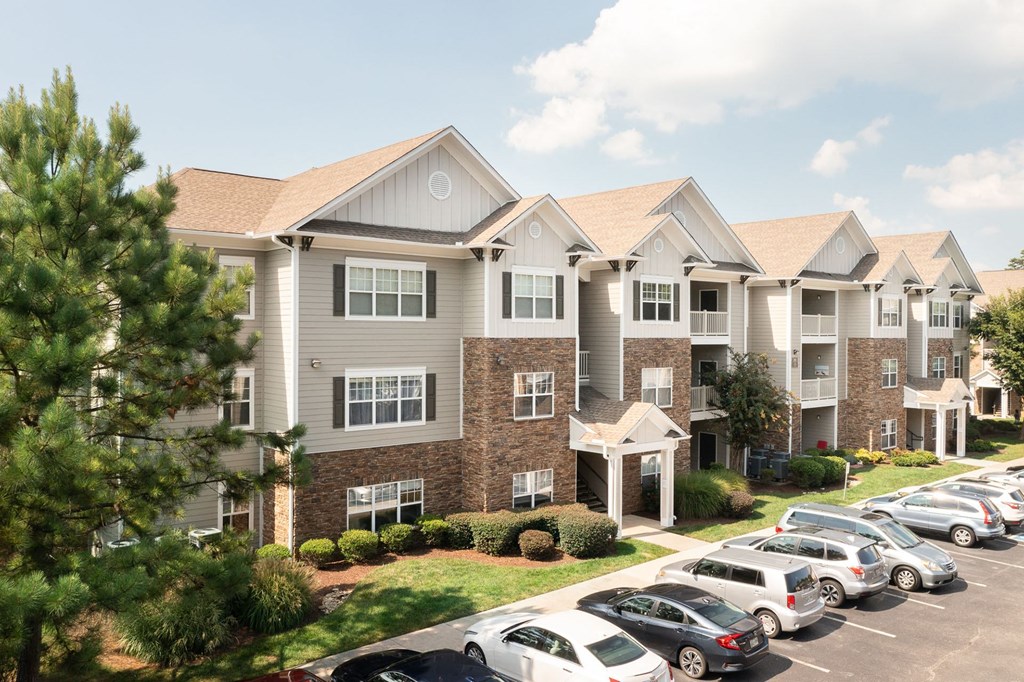 Vintage Creekwood Park Exterior