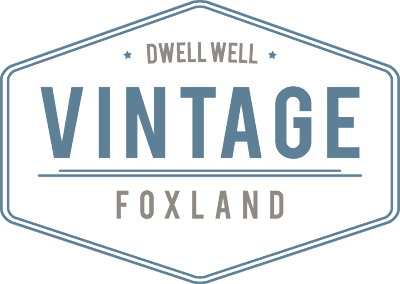 Vintage Foxland Apartments logo