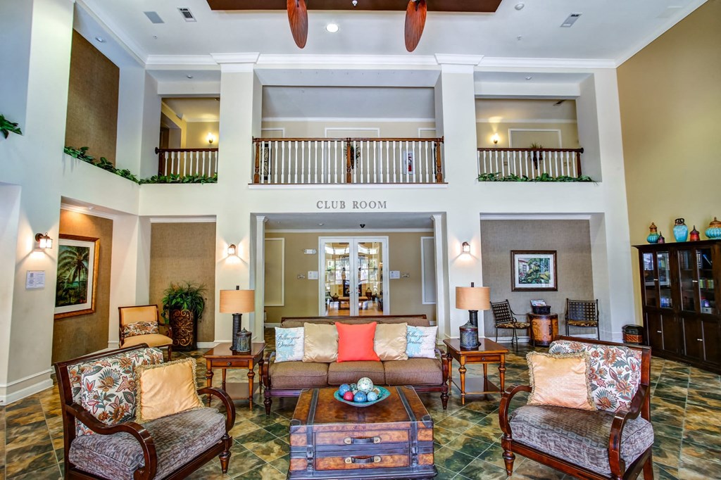Englewood - Clubroom