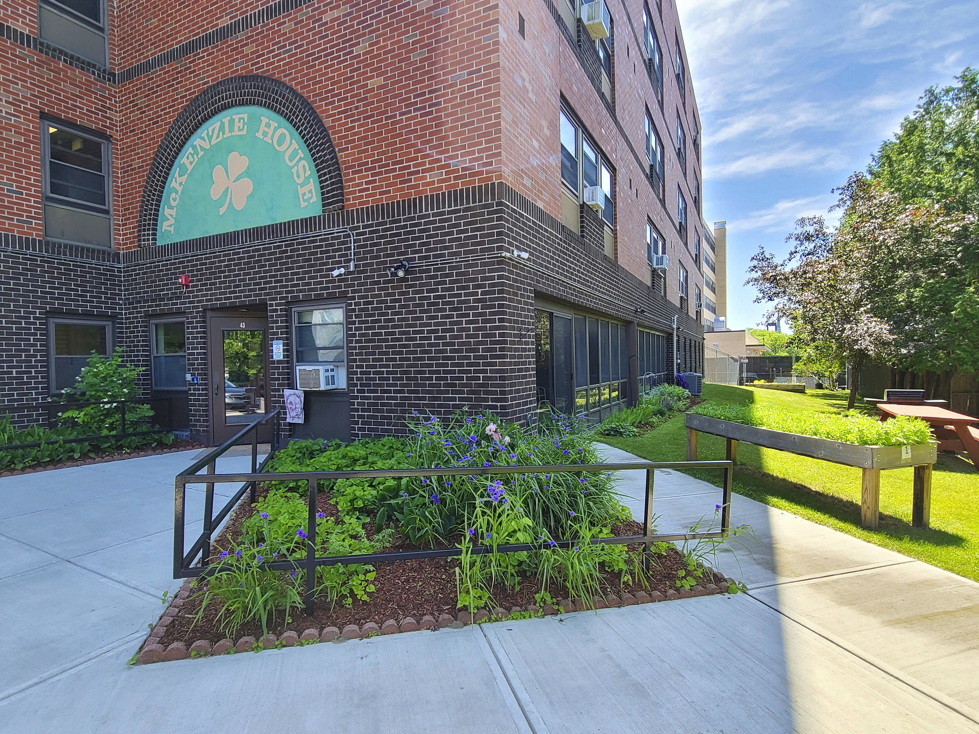Entrance to McKenzie house in the summer time