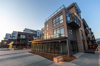 Reve Boulder Exterior 06 - Photo Gallery 5