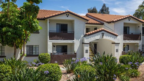 570 East Barham Drive 1-3 Beds Apartment for Rent