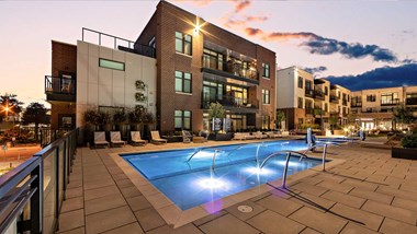 reve-amenities-pool-sunset-view-4.jpg