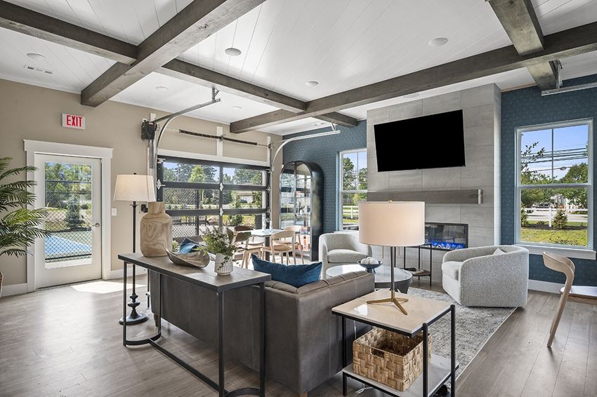 The Village At Hinckley Oaks