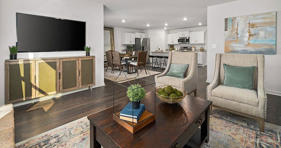 Living Area With Kitchen at The Grove Moundville, Moundville