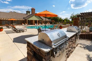 Poolside Lounge with Kitchen and Grilling Stations