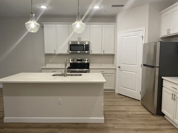 7137 N Blue Angel Parkway 2 Beds Apartment for Rent - Photo Gallery 4