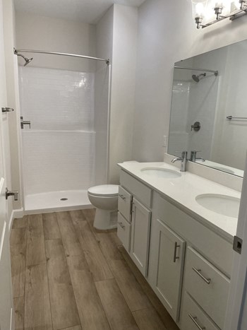 7137 N Blue Angel Parkway 2 Beds Apartment for Rent - Photo Gallery 5