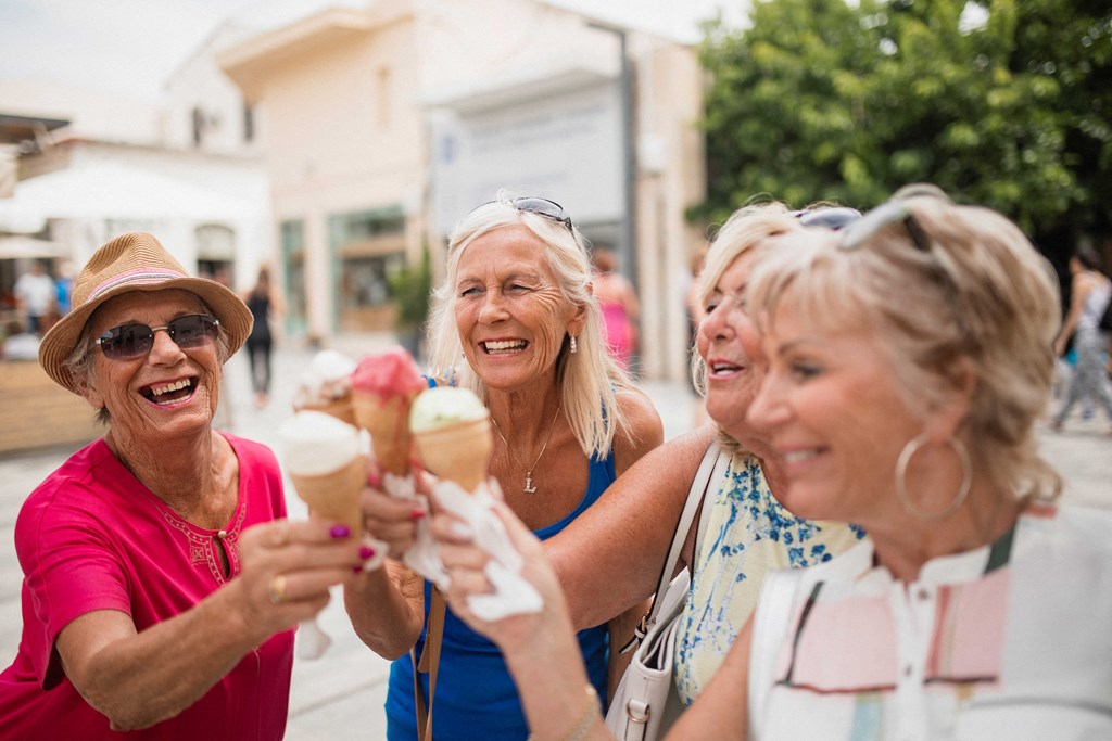 Shopping and desserts at the Centralia Outlets