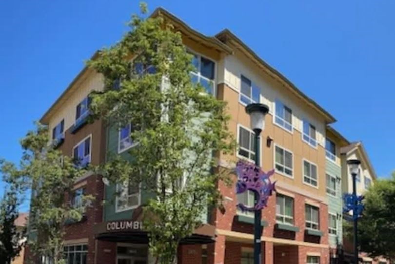 A building with the word "Columbia" on it.