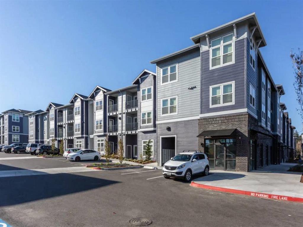 Northbrook Village is a similar property to Mist Wood Apartments located in Fairview