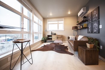4780 SE Milwaukie Ave Studio-2 Beds Apartment for Rent - Photo Gallery 4