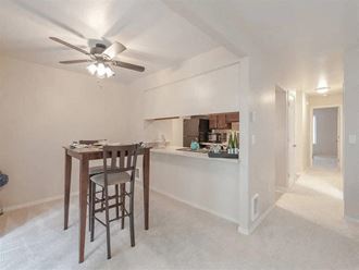 97 Kingsgate Road 2 Beds Apartment for Rent - Photo Gallery