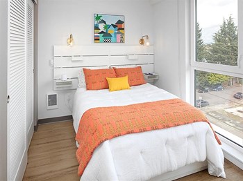 5055 N Interstate Avenue Studio-1 Bed Apartment for Rent - Photo Gallery 3