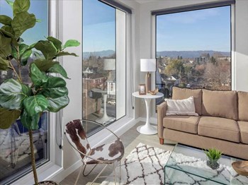 2351 NE 51st Ave Studio-2 Beds Apartment for Rent - Photo Gallery 4