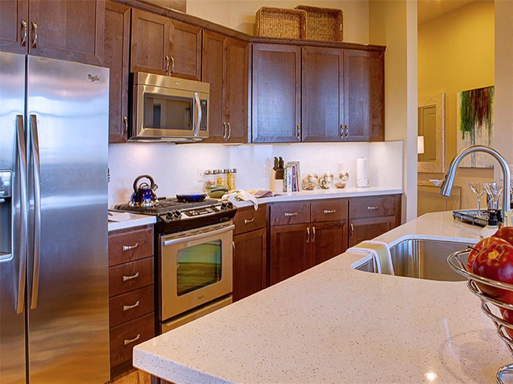 Chefs kitchens with energy efficient appliances and islands
