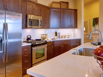 777 COMMERCIAL STREET SE 1-3 Beds Apartment for Rent - Photo Gallery 4