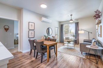 Marquam Heights Apartments, OHSU, Now Leasing, Studio, One Bedroom, Two Bedroom, Three Bedroom - Photo Gallery 2