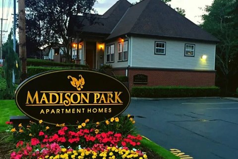 20520 Bothell-Everett Hwy 1-2 Beds Apartment for Rent