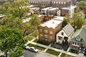1042 N Leamington Ave Apartments Chicago Exterior