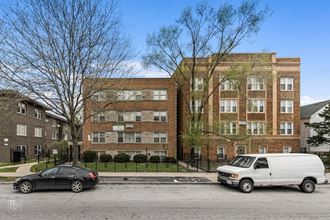 729 N Central Ave Apartments Chicago Exterior