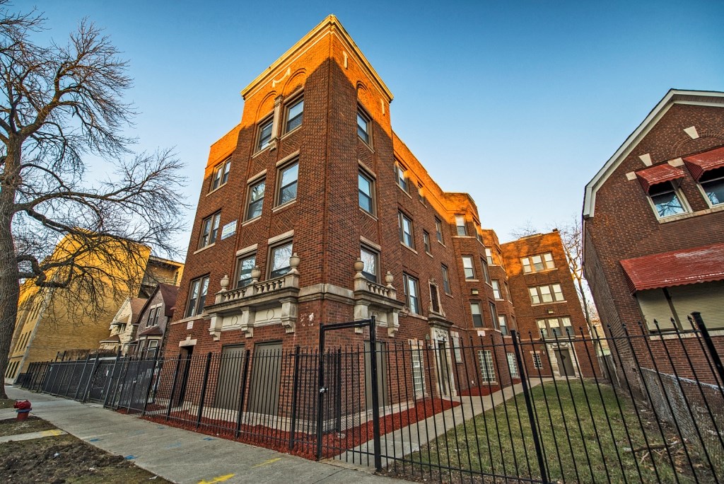 Exterior of 7229 S Yates Apartments in Chicago