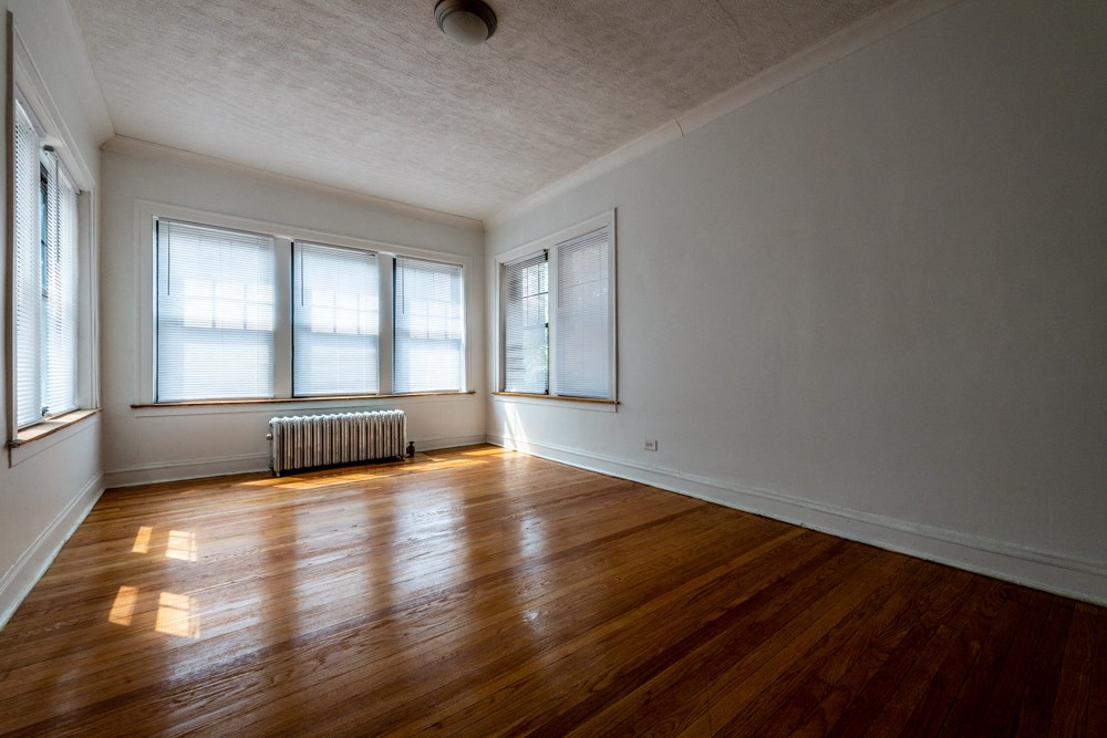 Living Room 7956 S Eberhart Apartments in Chicago