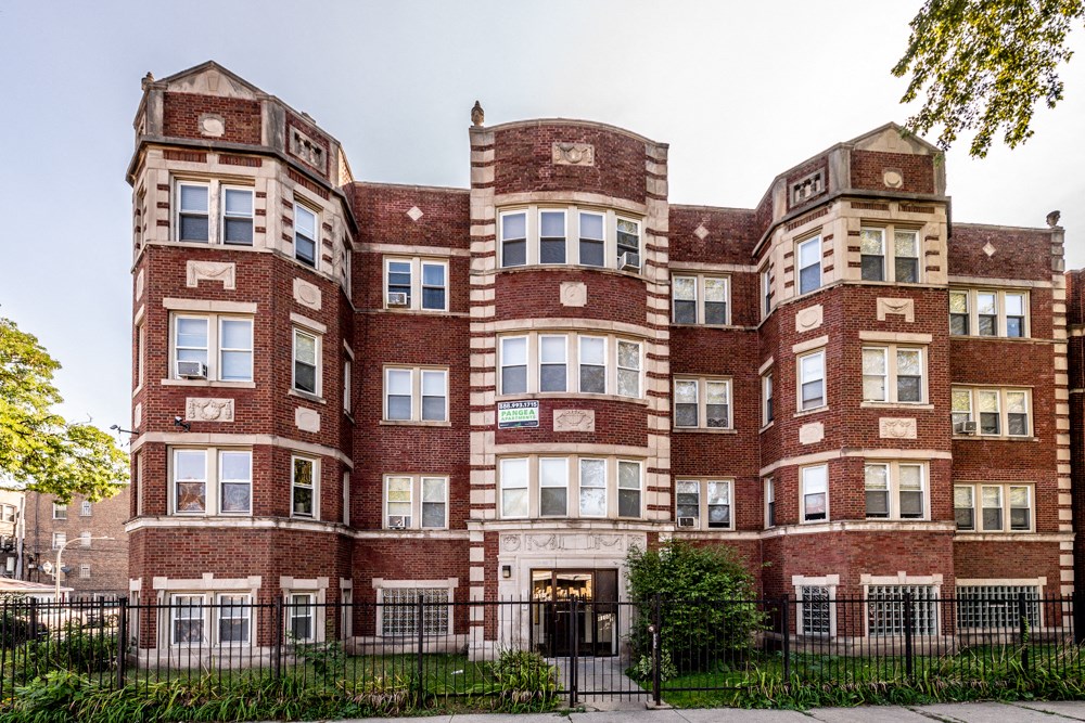 Exterior of 8101 S Drexel Apartments in Chicago