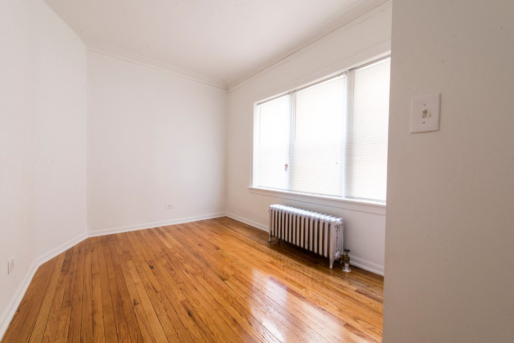 Bedroom of 8101 S Drexel Apartments in Chicago