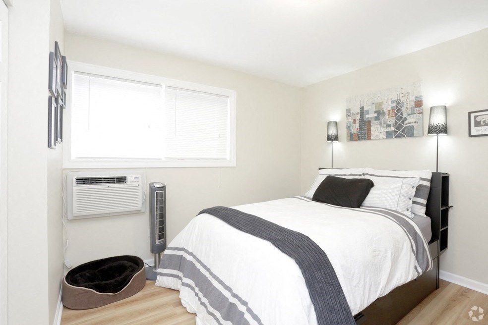 Parkside Apartments Bedroom