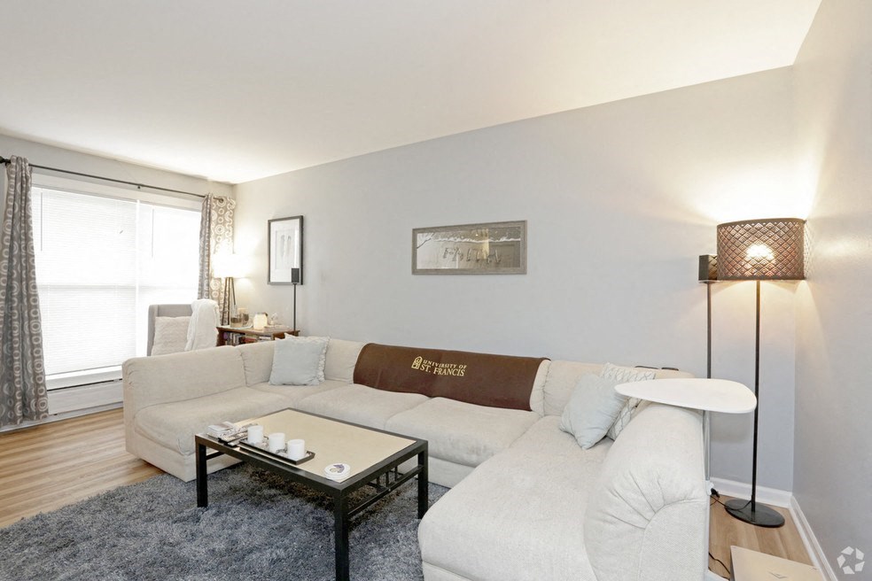 Parkside Apartments Living Room