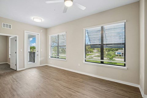 3561 Imperial Crossing Drive 1-3 Beds Apartment for Rent