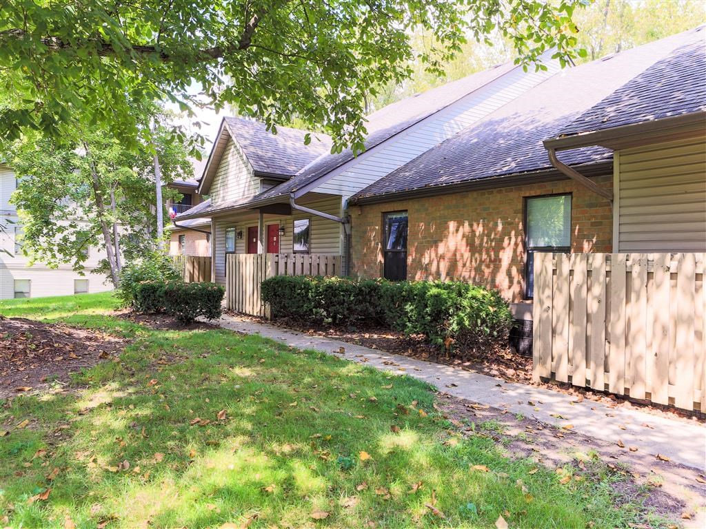 The Woods At McNeil Farms Apartments, 39 Cotterrew Drive, Blacklick, OH