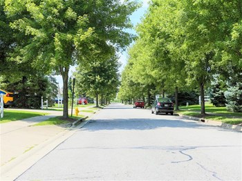 278 Silver Maple Drive 1-3 Beds Townhouse for Rent - Photo Gallery 6