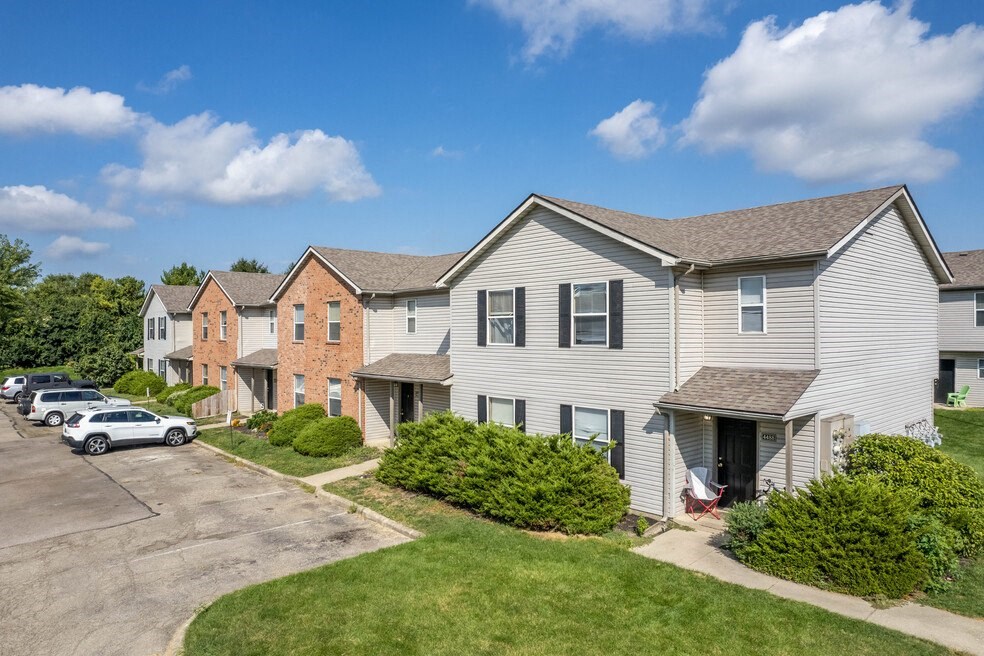 Exterior buildingat Bayberry Cove, Ohio, 45305