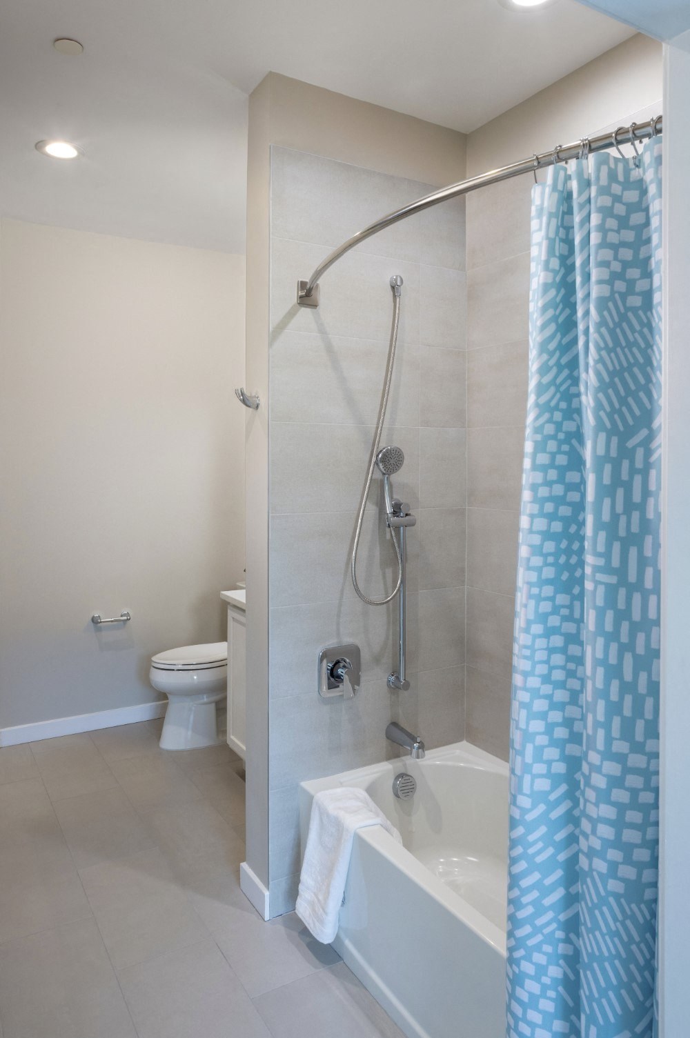 Model Main Bathroom at The Point at Gateways, Randolph, NJ 07869  