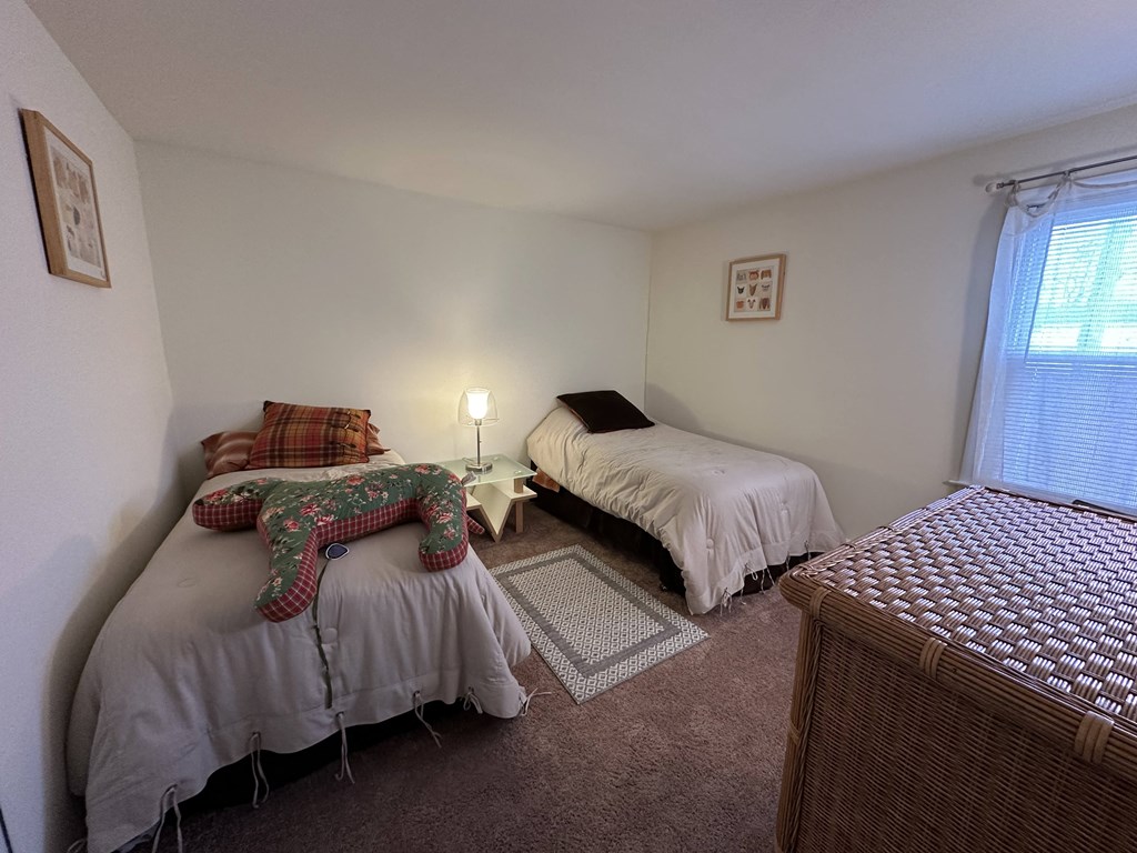 2nd Bedroom 2nd Bedroom
