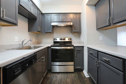 stainless steel appliances at Jackson, TN