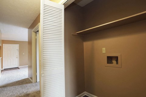 washer/dryer hookups in Jackson TN apartments