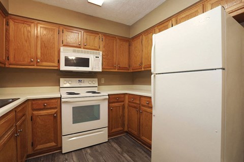 kitchen at Bradford Chase Apartments