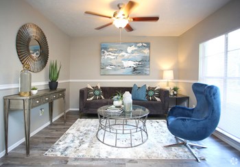 5821 Bonnie View Rd 1-3 Beds Apartment for Rent - Photo Gallery 2