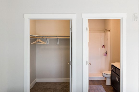 The Landing At Vancouver Apartments 100 Se Olympia Drive Vancouver Wa Rentcafe